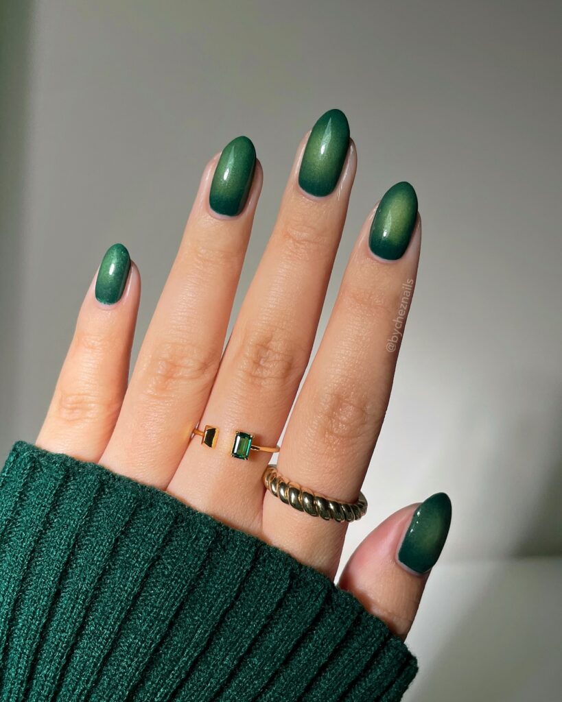 cat eye emerald green nails