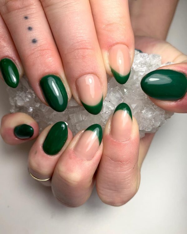 Dark green nails with green french tip accent nails